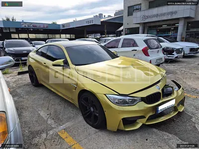 Photo 1 of 13: 2015 BMW M4 Coupe, VIN WBS3R9104FK451413 — Korean insurance auction
