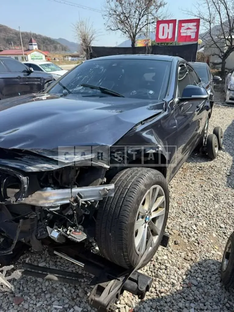 Photo 2 of 4: 2017 BMW 320d Gran Turismo — Korean insurance auction