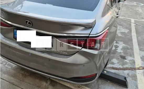 Photo 2 of 13: 2026 Lexus ES300h — Korean insurance auction