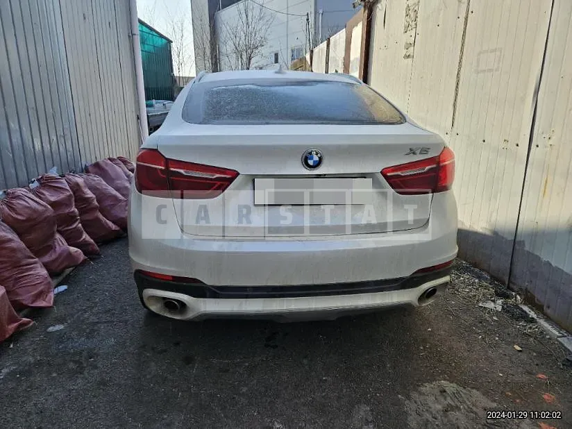 Photo 2 of 37: 2015 BMW X6 xDrive30d, VIN WBAKV2109F0N16724 — Korean insurance auction