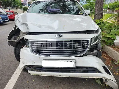 Photo 1 of 24: 2015 Kia Carnival, VIN KNHMF37ABFS051739 — Korean insurance auction