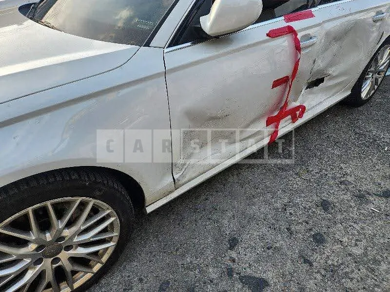 Photo 2 of 18: 2015 Audi A6 40 TDI quattro, VIN WAUZZZ4G8GN084698 — Korean insurance auction