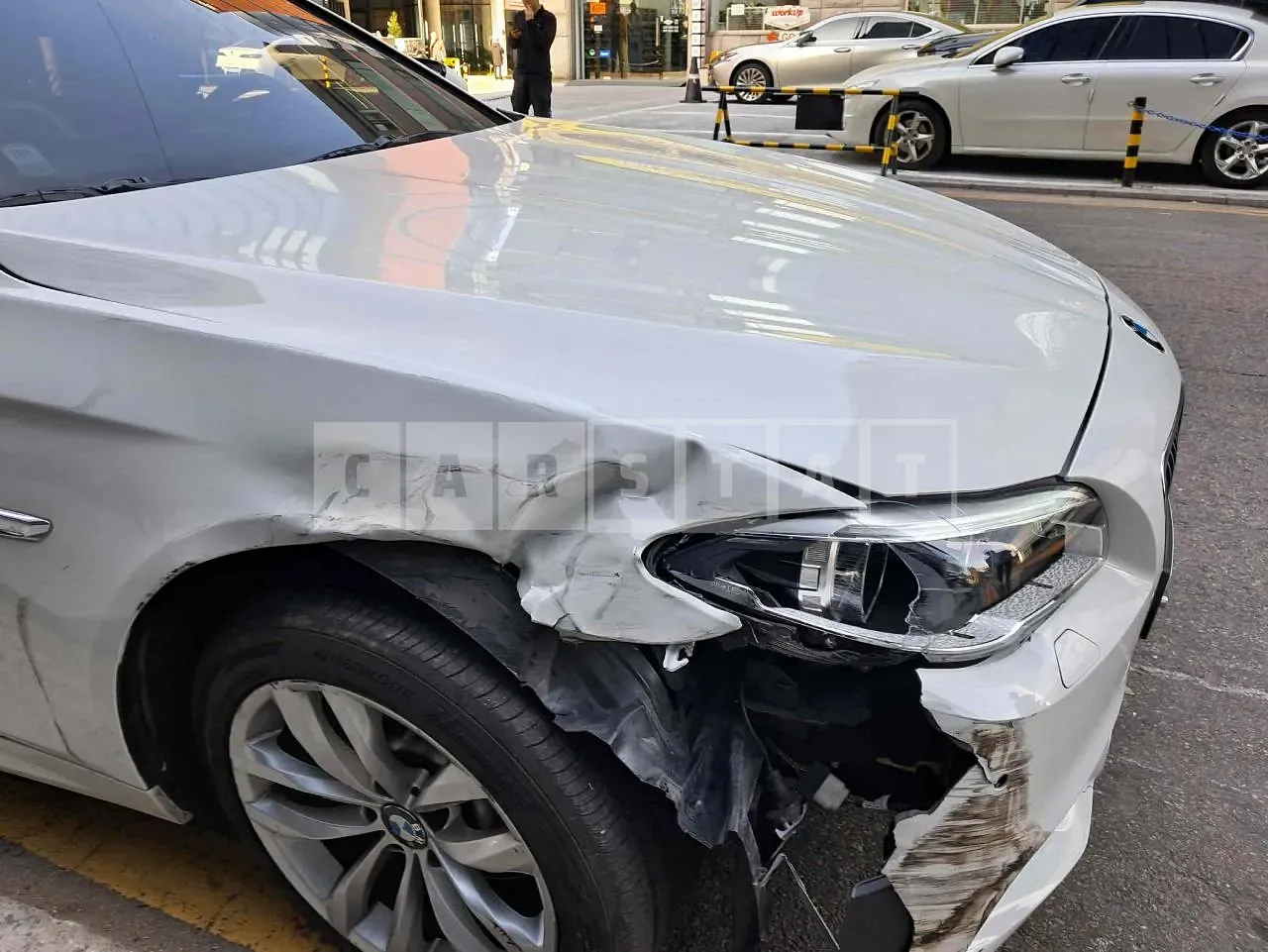 Photo 2 of 15: 2015 BMW 520d xDrive, VIN WBA5E7103GG157390 — Korean insurance auction