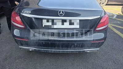 Photo 1 of 37: 2017 Mercedes-Benz E200 — Korean insurance auction