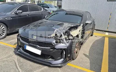 Photo 1 of 17: 2017 Kia Stinger, VIN KNAE351ABJS002064 — Korean insurance auction