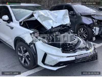 Photo 1 of 28: 2020 Kia Sorento, VIN KNARL81BGMA061716 — Korean insurance auction