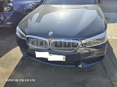 Photo 1 of 10: 2019 BMW 530i M Sport Package Plus, VIN WBAJD3107KWW26876 — Korean insurance auction