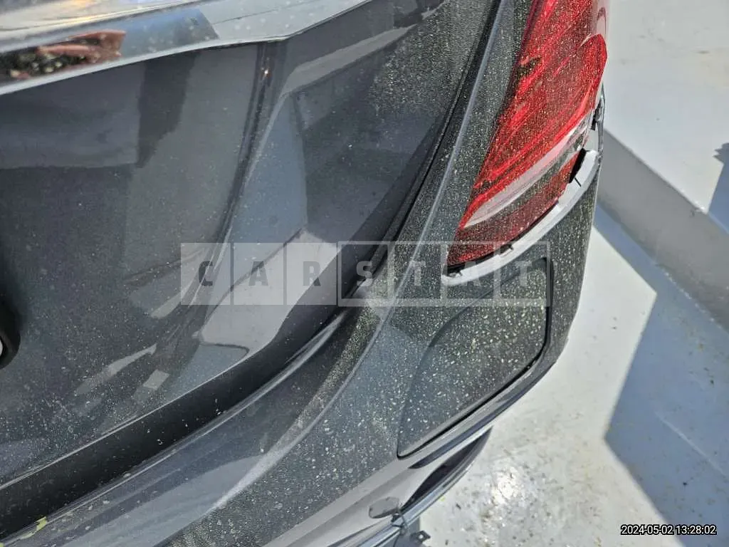 Photo 2 of 17: 2020 Mercedes-Benz E300e 4Matic — Korean insurance auction