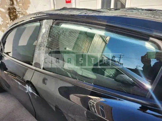 Photo 2 of 33: 2024 Tesla Model Y RWD, VIN LRWYGCFS2RC424460 — Korean insurance auction