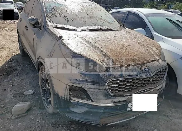 Photo 2 of 13: 2020 Kia Sportage, VIN KNAPN813BLK793316 — Korean insurance auction