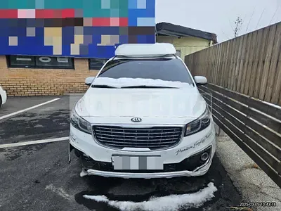 Photo 1 of 16: 2017 Kia Carnival High Limousine — Korean insurance auction