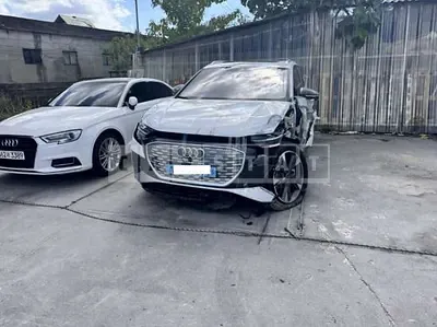 Photo 1 of 49: 2023 Audi Q4 40 e-tron — Korean insurance auction