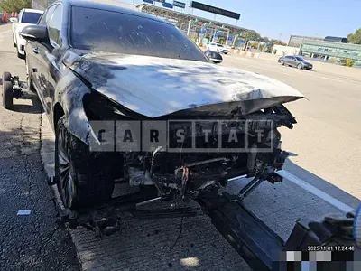 Photo 1 of 4: 2017 Genesis EQ900 3.8 — Korean insurance auction