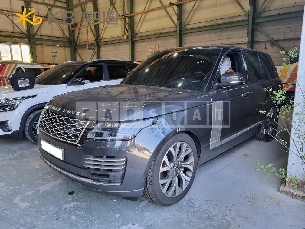 Photo 2 of 14: 2018 Land Rover Range Rover 4.4d, VIN SALGA2BJ1JA514120 — Korean insurance auction