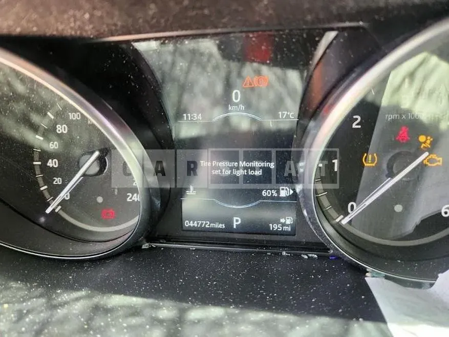 Photo 2 of 19: 2018 Land Rover Discovery Sport 2.0d — Korean insurance auction