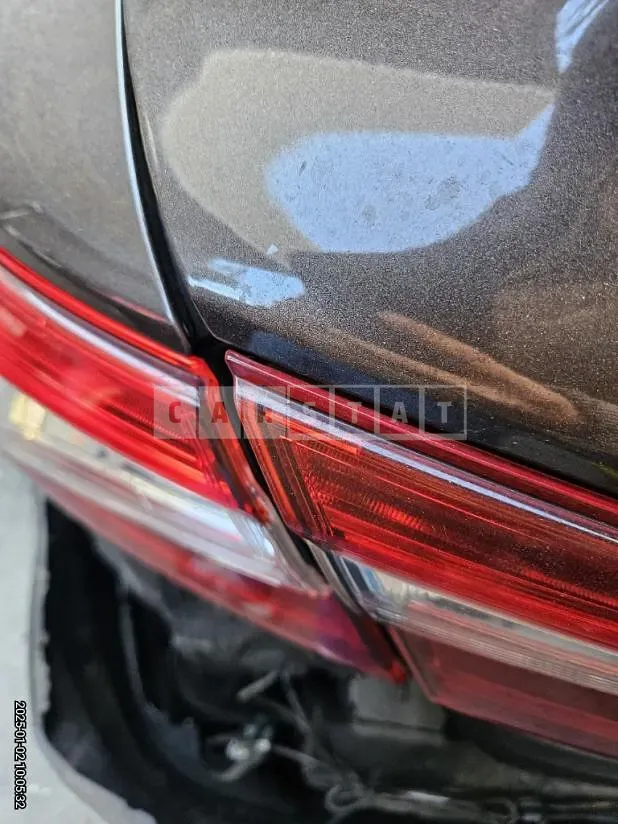 Photo 2 of 47: 2018 Toyota Camry — Korean insurance auction