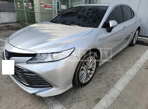 Photo 2 of 27: 2019 Toyota Camry Hybrid, VIN JTNB21HK3K3027043 — Korean insurance auction