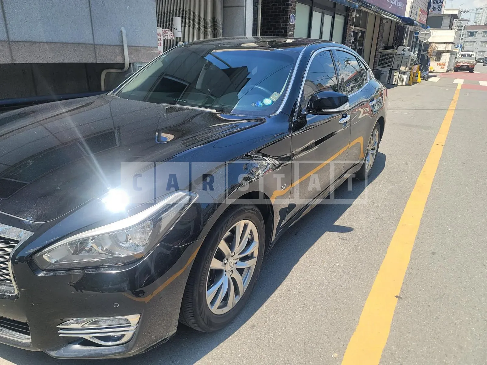 Photo 2 of 4: 2016 Infiniti Q70 3.7, VIN JNKBY11E7GM580107 — Korean insurance auction