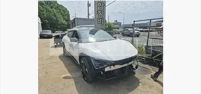 Photo 1 of 21: 2024 Kia EV6 Long Range Earth 4WD — Korean insurance auction