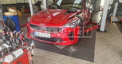 Photo 1 of 15: 2022 Kia Stinger — Korean insurance auction