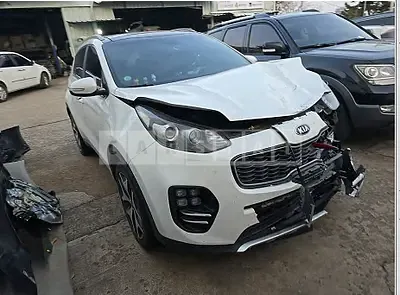 Photo 1 of 11: 2016 Kia Sportage — Korean insurance auction