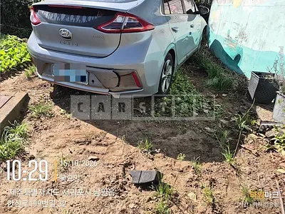 Photo 1 of 4: 2017 Hyundai IONIQ — Korean insurance auction