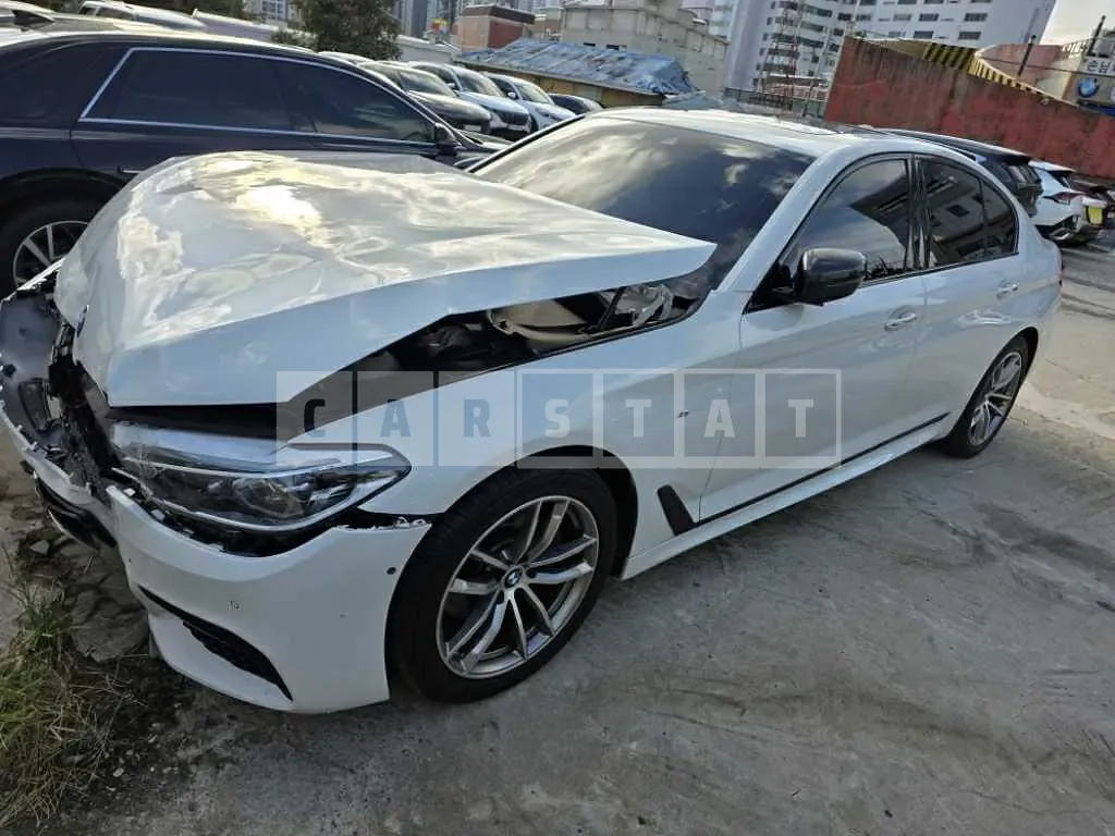 Photo 2 of 22: 2017 BMW 520d xDrive — Korean insurance auction