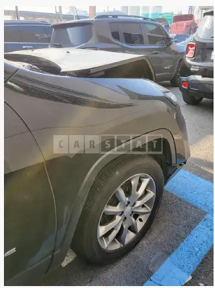 Photo 2 of 15: 2018 Jeep Zip Cherokee 2.4, VIN 1C4PJMCB2JD505158 — Korean insurance auction
