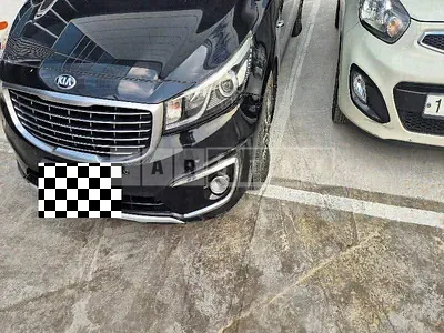 Photo 1 of 30: 2015 Kia Carnival, VIN KNAMB81ABGS137668 — Korean insurance auction