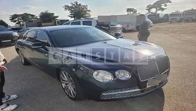 2018 bentley flying spur v8