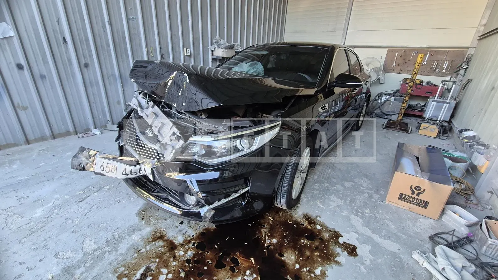 Photo 2 of 4: 2015 Kia K5 2.0 LPG, VIN KNAGU416BGA002572 — Korean insurance auction