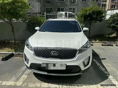 Photo 1 of 17: 2016 Kia Sorento — Korean insurance auction