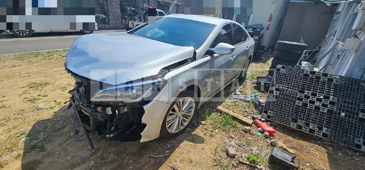 Photo 2 of 10: 2015 Jaguar Aslan 3.0 — Korean insurance auction