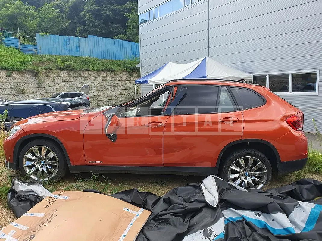 Photo 2 of 23: 2015 BMW X1 xDrive20d — Korean insurance auction