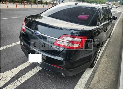 Photo 1 of 11: 2015 Ford Taurus — Korean insurance auction