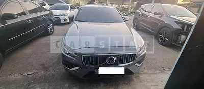 Photo 1 of 37: 2021 Volvo S60 B5, VIN 7JRZSL12DMG126500 — Korean insurance auction