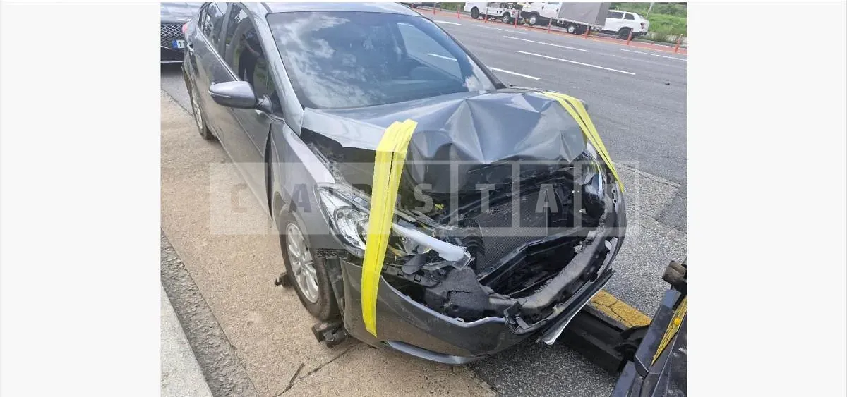 Photo 2 of 5: 2015 Kia Kz 1.SH — Korean insurance auction
