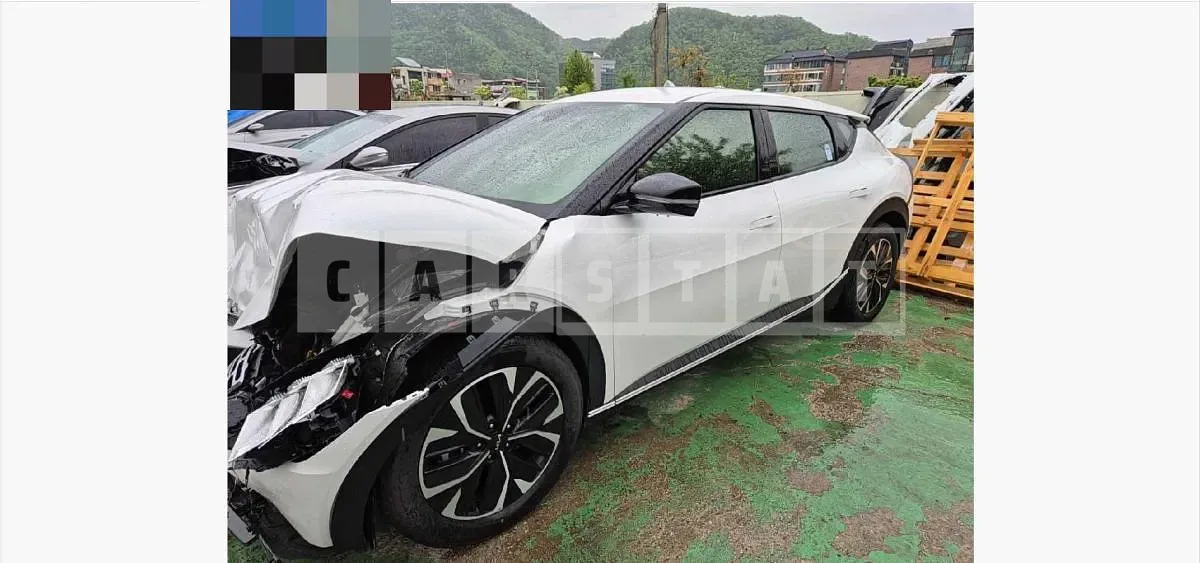 Photo 2 of 9: 2023 Kia EV6 Long Range Air — Korean insurance auction