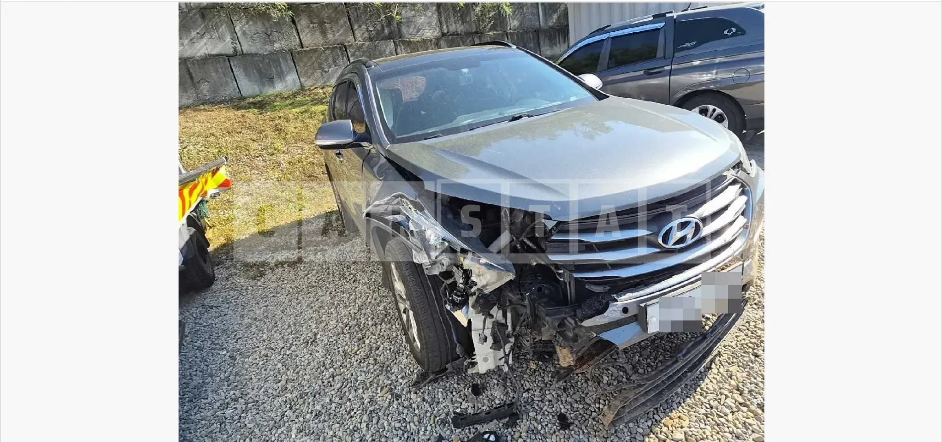 Photo 2 of 25: 2017 Hyundai Santa Fe 2.0 (4WD) — Korean insurance auction