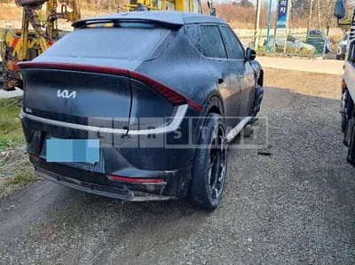 Photo 1 of 17: 2022 Kia EV6 Long Range Earth 4WD — Korean insurance auction