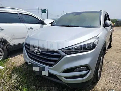 Photo 1 of 8: 2015 Hyundai Tucson TL 1.7, VIN KMHJ2815GGU016148 — Korean insurance auction