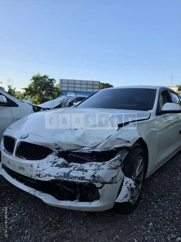 Photo 2 of 9: 2017 BMW 320d — Korean insurance auction