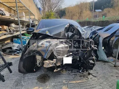 Photo 1 of 17: 2017 Kia Carnival, VIN KNAMB81ABJS358927 — Korean insurance auction