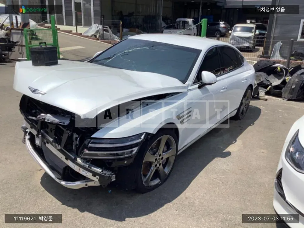 Photo 2 of 15: 2023 Genesis G80, VIN KMTGB41CDPU196406 — Korean insurance auction