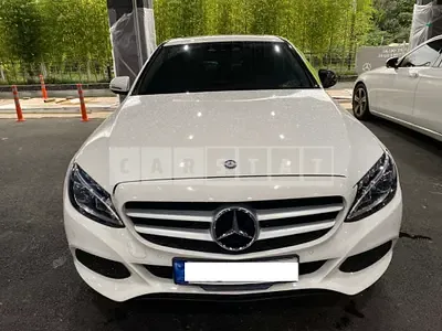 Photo 1 of 21: 2017 Mercedes-Benz C 200, VIN WDDWF4CB8HF557590 — Korean insurance auction
