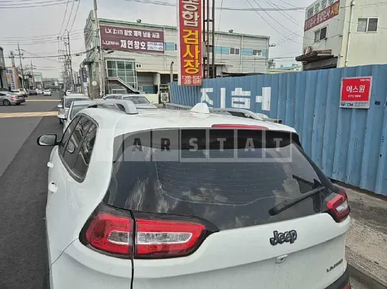 Photo 2 of 30: 2016 Jeep Zip Cherokee 2.2 — Korean insurance auction