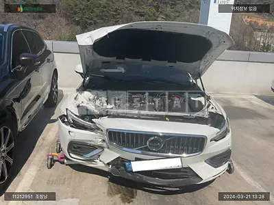 Photo 1 of 19: 2020 Volvo S60 B5, VIN 7JRZSL12DMG091116 — Korean insurance auction