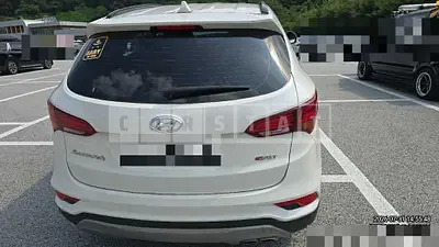 Photo 1 of 9: 2016 Hyundai Santa Fe DM — Korean insurance auction