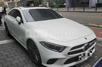 Photo 1 of 26: 2018 Mercedes-Benz Cubbenz CLS400 d 4Matic — Korean insurance auction