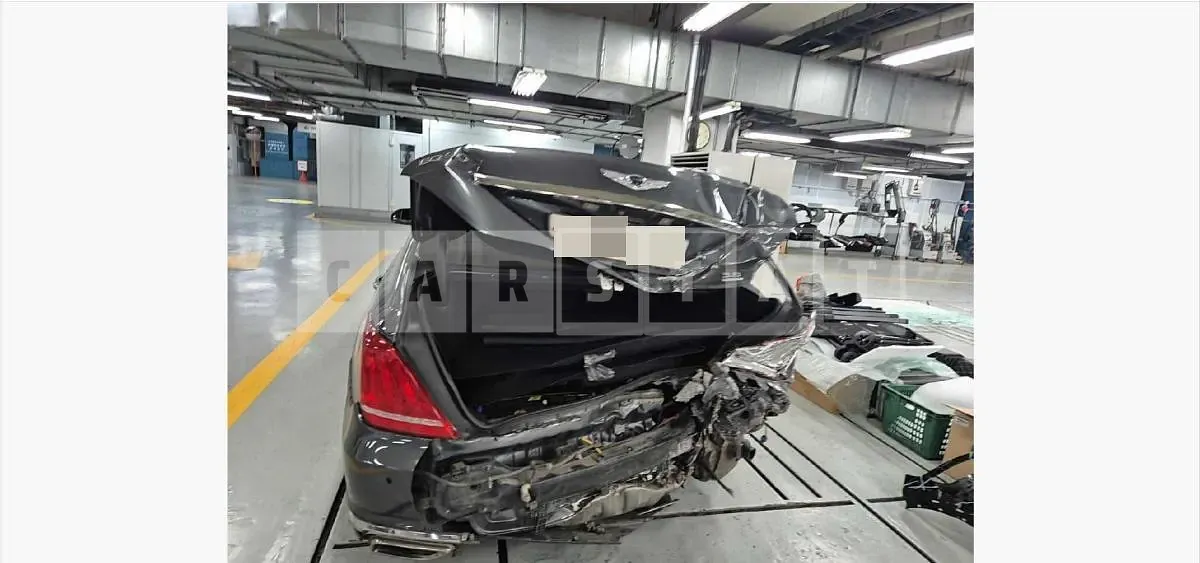 Photo 2 of 11: 2018 Genesis EQ900 3.8 — Korean insurance auction